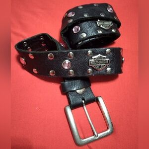 Harley-Davidson Black Women's Eclipse leather belt with pink rhinestones.